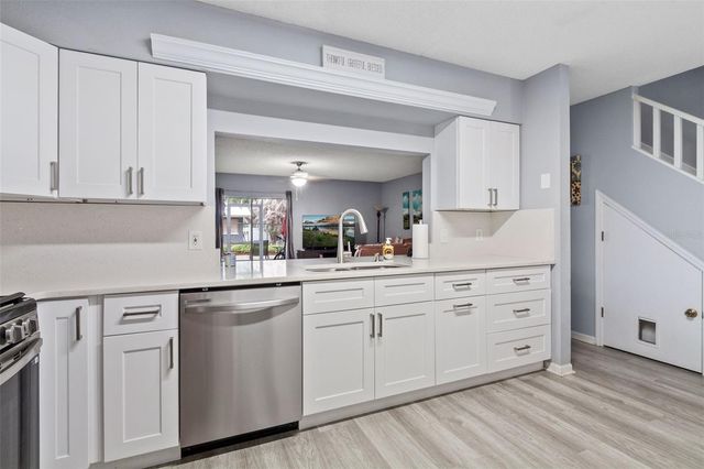 2330 SE ROYAL ISLE, Winter Haven, FL 33880