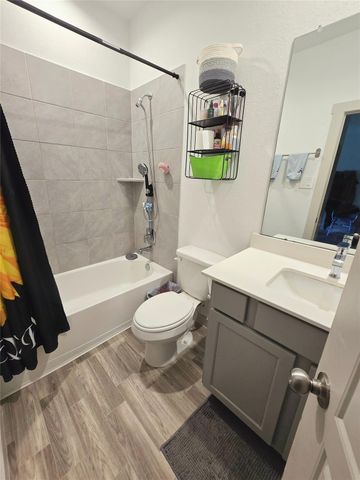 7722 Caspian Ranch Drive, Rosharon, TX 77583