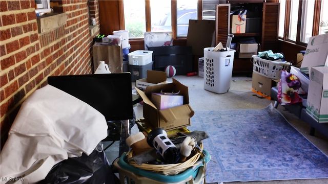 6189 W 54th Street, Parma, OH 44129