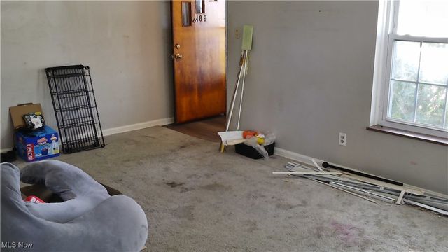 6189 W 54th Street, Parma, OH 44129