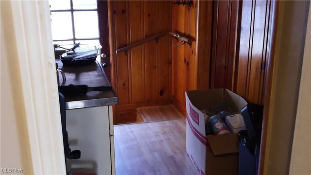 6189 W 54th Street, Parma, OH 44129