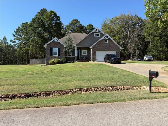 301 N Stone Mountain Circle, Alma, AR 72921