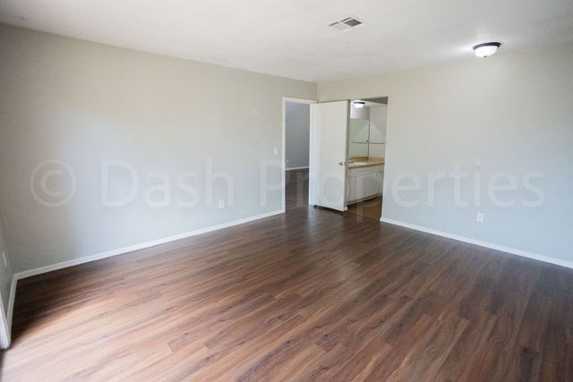 5106 S 75th East Avenue, Tulsa, OK 74145