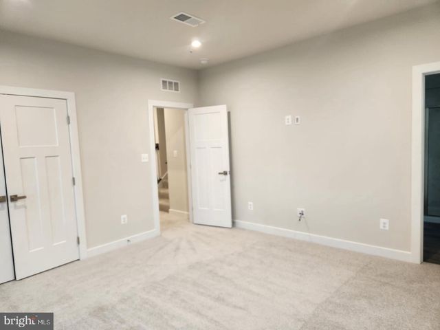 24159 PISSARRO DR, Sterling, VA 20166