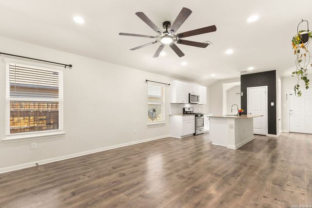 338 Northshore Trail, New Braunfels, TX 78130