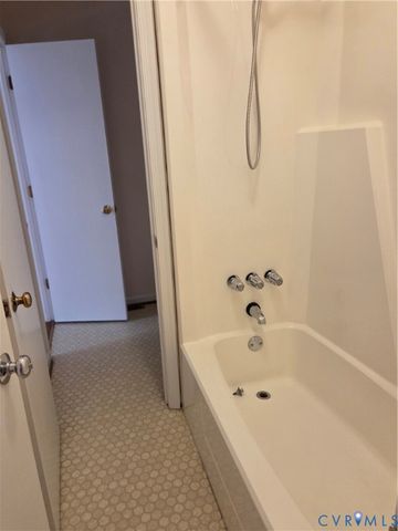 10107 Remora Dr, Chesterfield, VA 23237