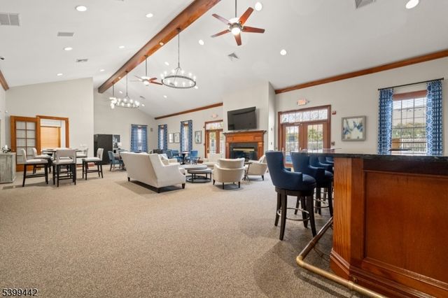 223 Windmill Ct, Lopatcong Twp., NJ 08865