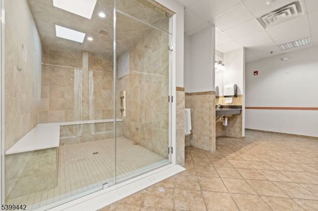 223 Windmill Ct, Lopatcong Twp., NJ 08865