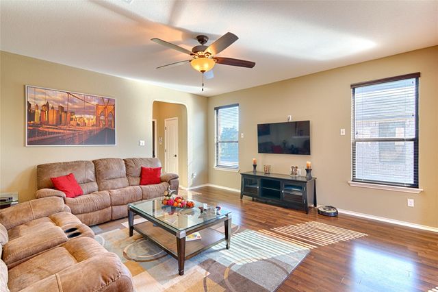 505 Willow Walk DR, Pflugerville, TX 78660