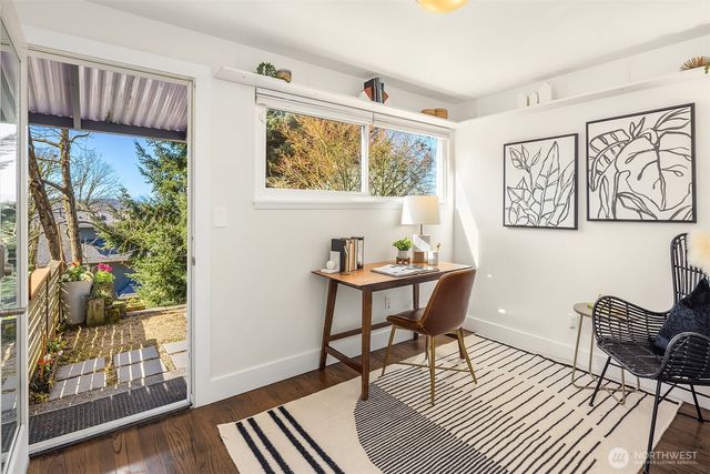 4243 Palatine Avenue N, Seattle, WA 98103