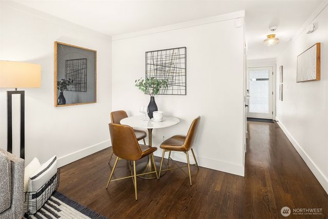 4243 Palatine Avenue N, Seattle, WA 98103