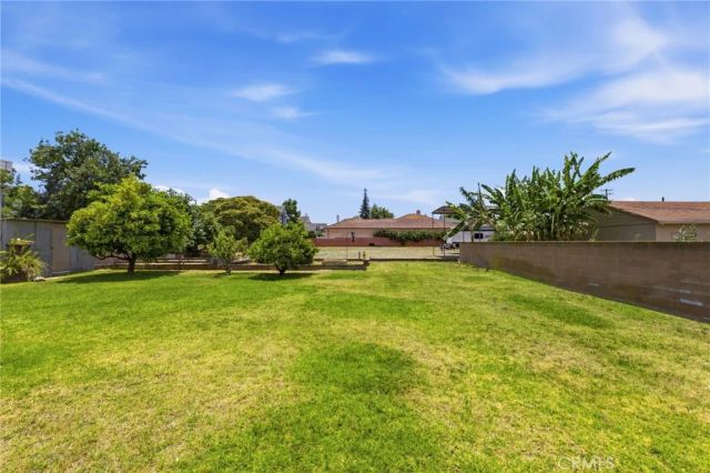 10140 Lindale, Bellflower, CA 90706
