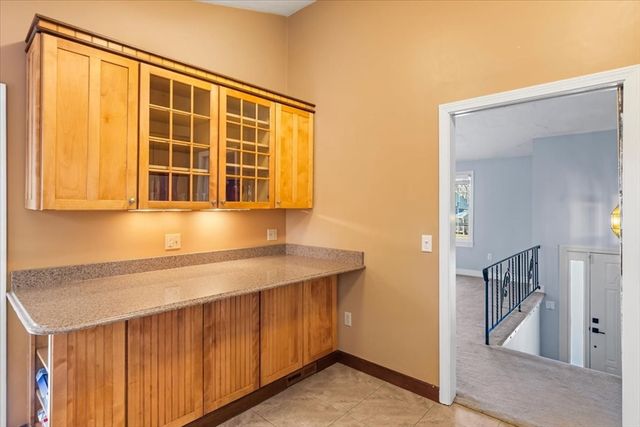 111 Indian Head Rd, Framingham, MA 01701