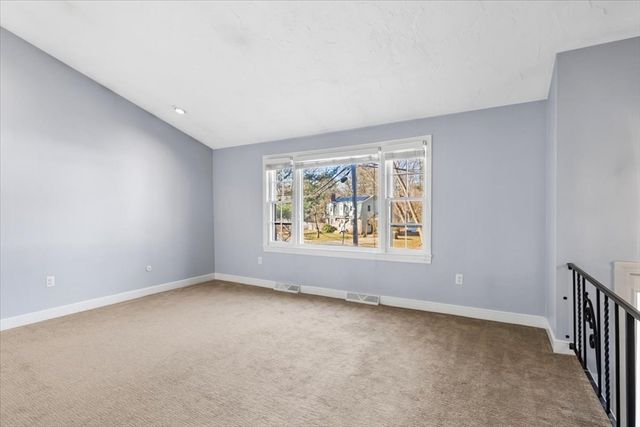 111 Indian Head Rd, Framingham, MA 01701