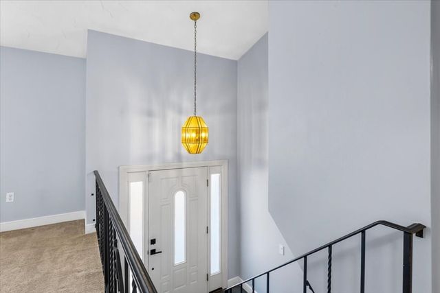 111 Indian Head Rd, Framingham, MA 01701