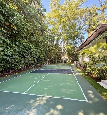 6371 SW 107th Street, Pinecrest, FL 33156