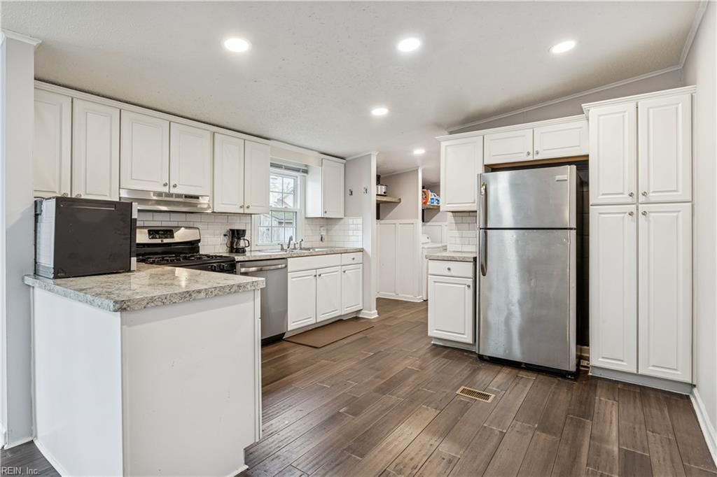 229 Burnetts WAY, Suffolk, VA 23434