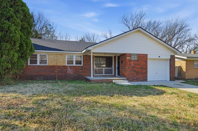 7603 E Gilbert St, Wichita, KS 67207