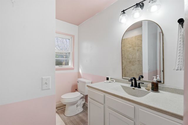 7603 E Gilbert St, Wichita, KS 67207