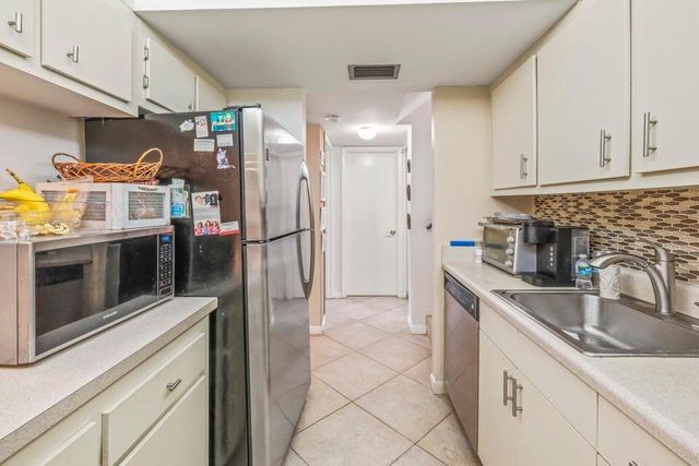 755 Dotterel Road 1105, Delray Beach, FL 33444