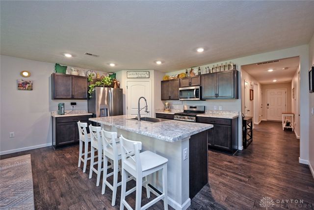 2263 Woodson Drive, Dayton, OH 45414