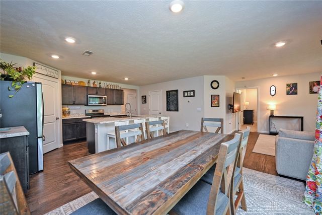 2263 Woodson Drive, Dayton, OH 45414