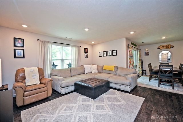2263 Woodson Drive, Dayton, OH 45414