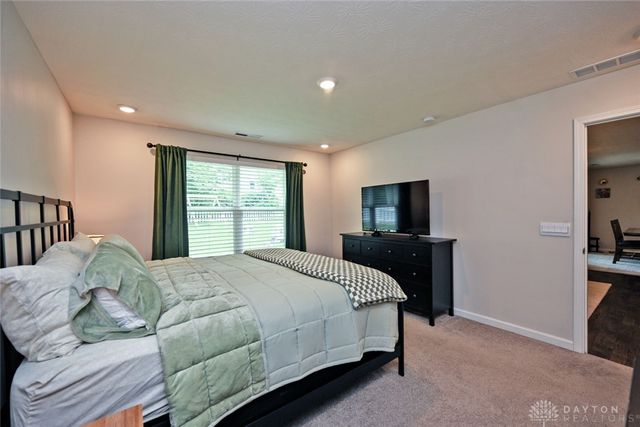 2263 Woodson Drive, Dayton, OH 45414