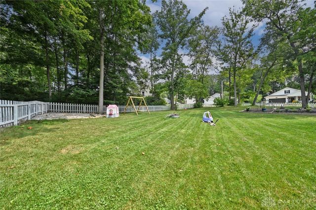 2263 Woodson Drive, Dayton, OH 45414