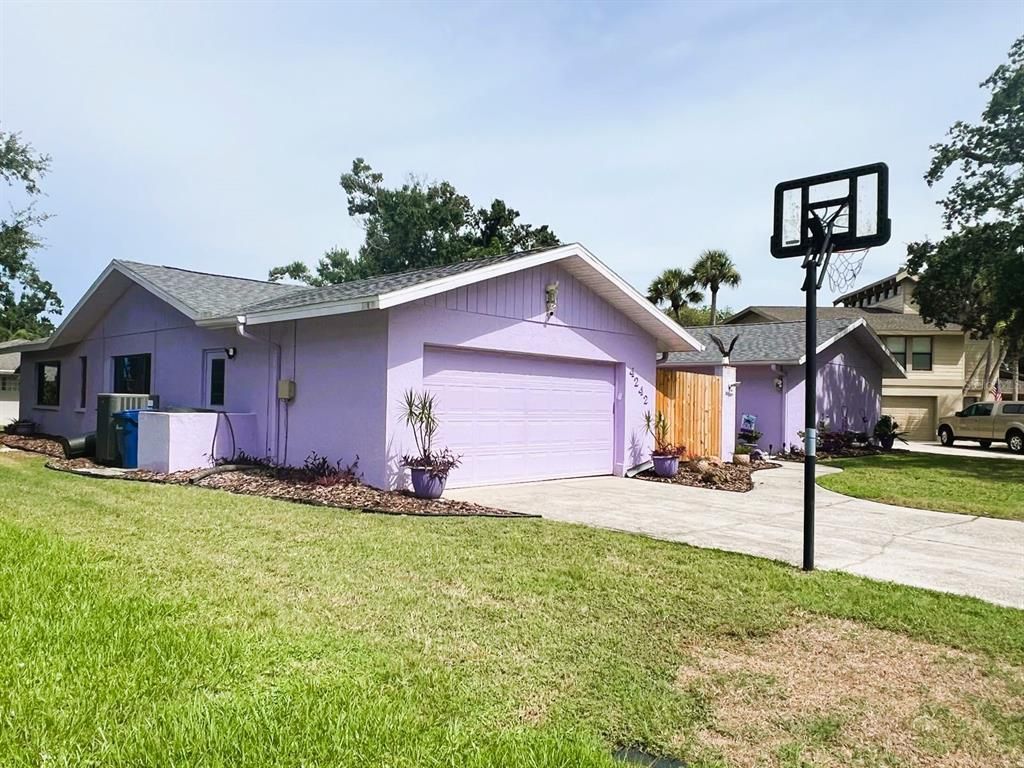 4242 DRYDEN CIRCLE, Sarasota, FL 34241