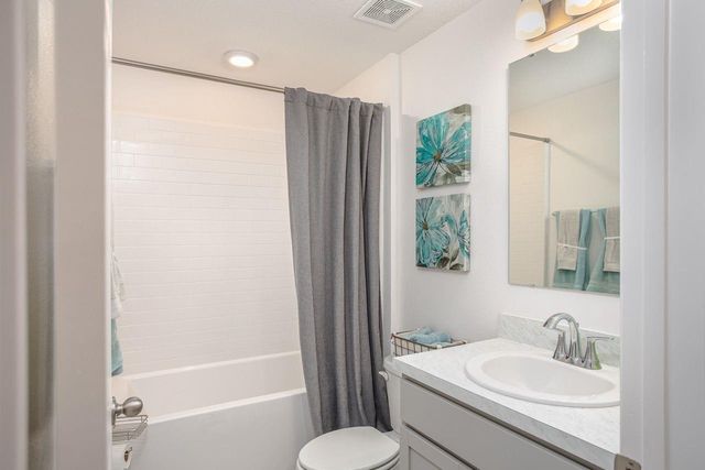 207 SW Aubudon Avenue, Port St. Lucie, FL 34984