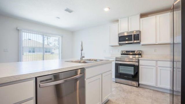 207 SW Aubudon Avenue, Port St. Lucie, FL 34984