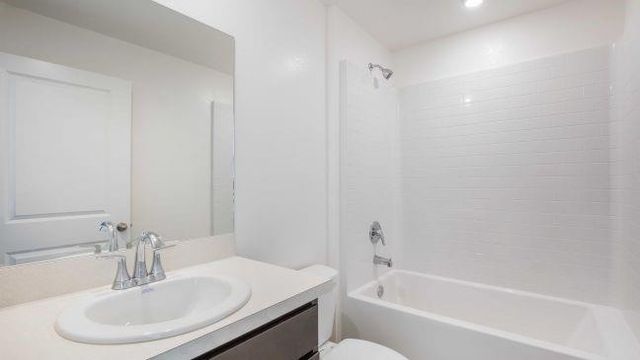207 SW Aubudon Avenue, Port St. Lucie, FL 34984
