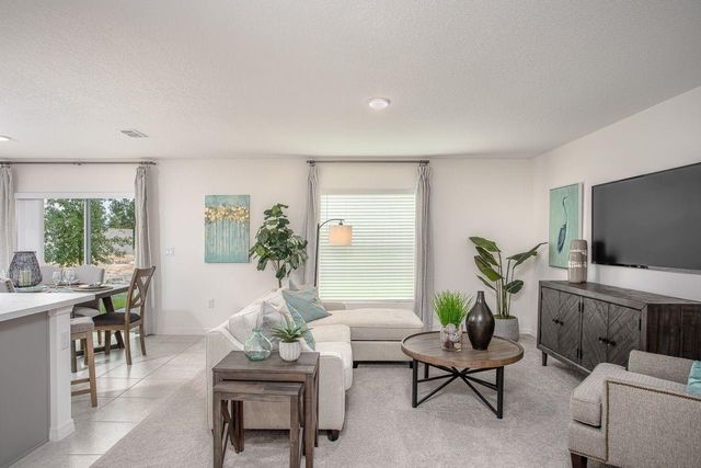 207 SW Aubudon Avenue, Port St. Lucie, FL 34984