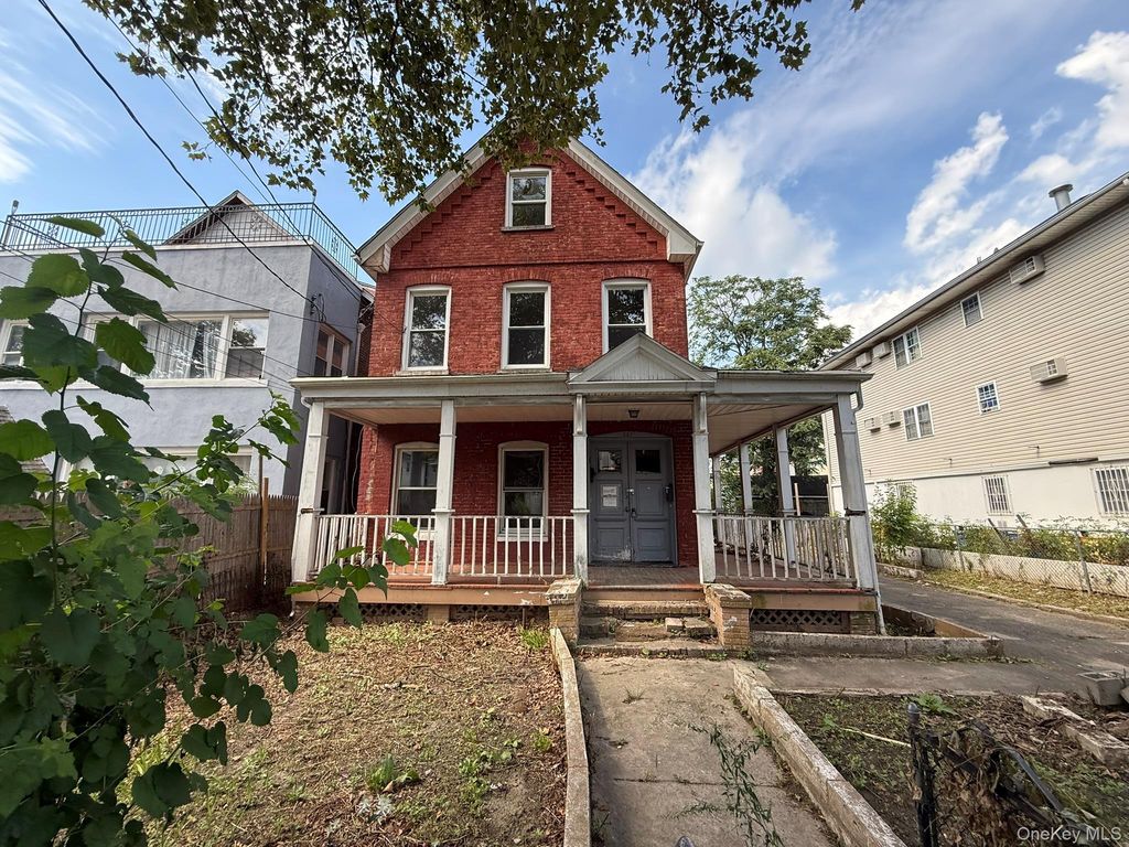 332 S 6th Avenue, Mount Vernon, NY 10550 — exterior