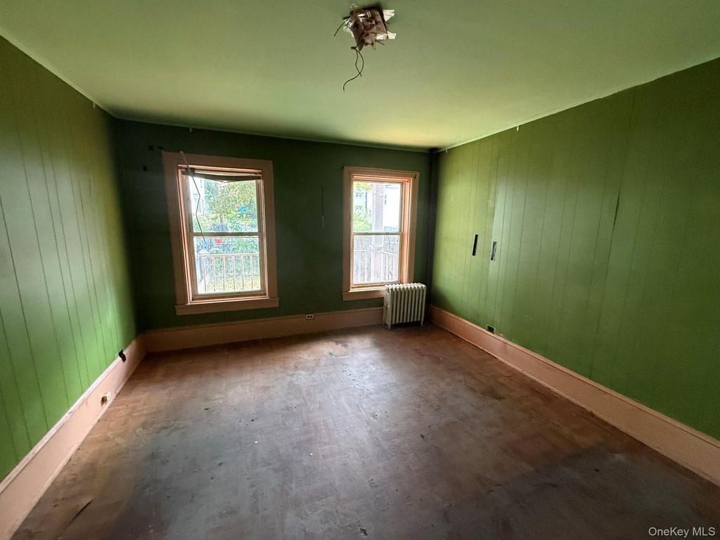 332 S 6th Avenue, Mount Vernon, NY 10550 — photo 2