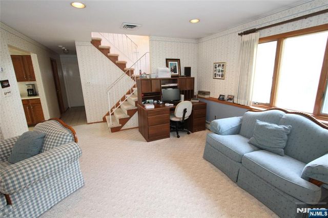 28 Taylor, Woodland Park, NJ 07424