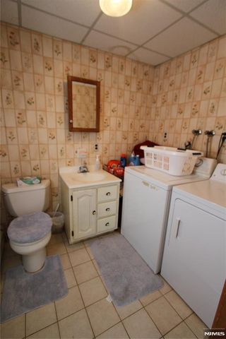 28 Taylor, Woodland Park, NJ 07424