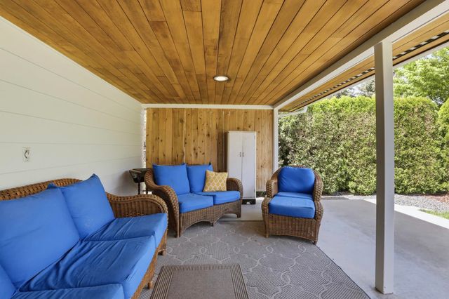 2004 W Courtland Ave, Spokane, WA 99205