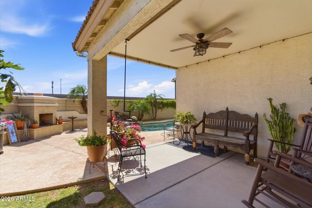 5411 W PONTIAC Drive, Glendale, AZ 85308