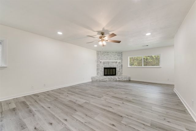 505 W Linden Street, Ennis, TX 75119
