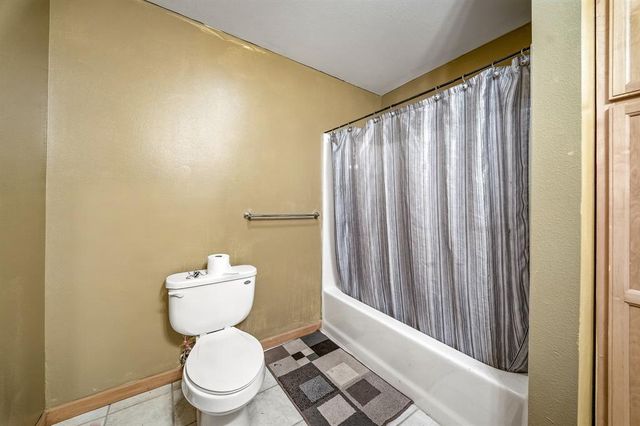 1318 S Gooder Avenue, Eau Claire, WI 54703