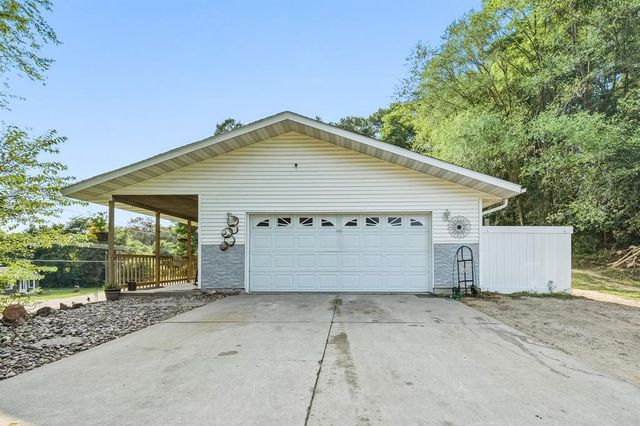 1318 S Gooder Avenue, Eau Claire, WI 54703