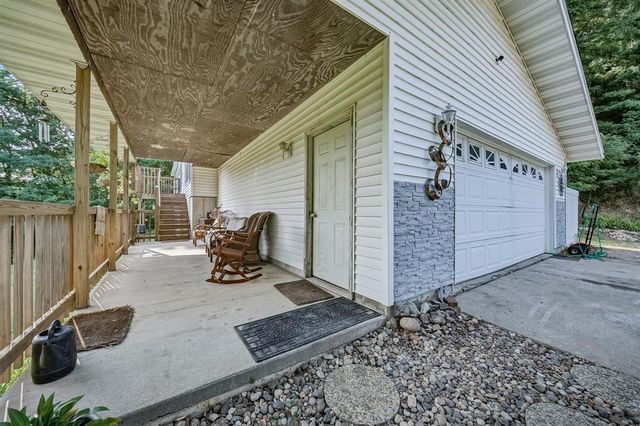 1318 S Gooder Avenue, Eau Claire, WI 54703