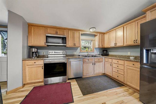 1318 S Gooder Avenue, Eau Claire, WI 54703