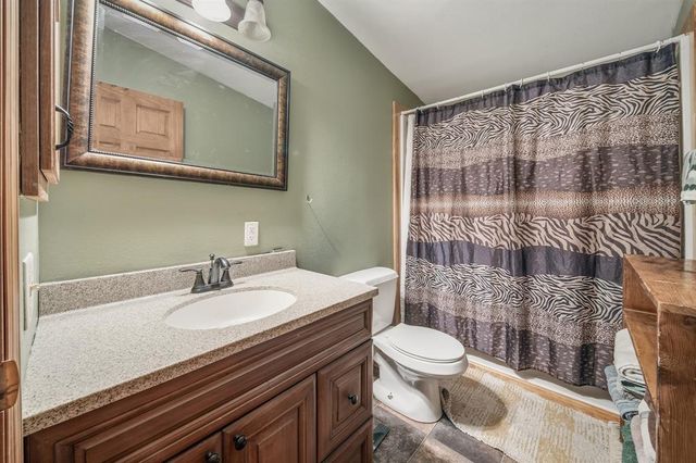1318 S Gooder Avenue, Eau Claire, WI 54703