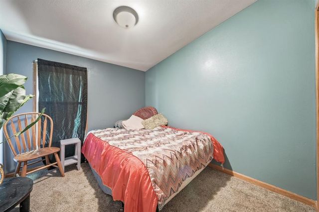 1318 S Gooder Avenue, Eau Claire, WI 54703