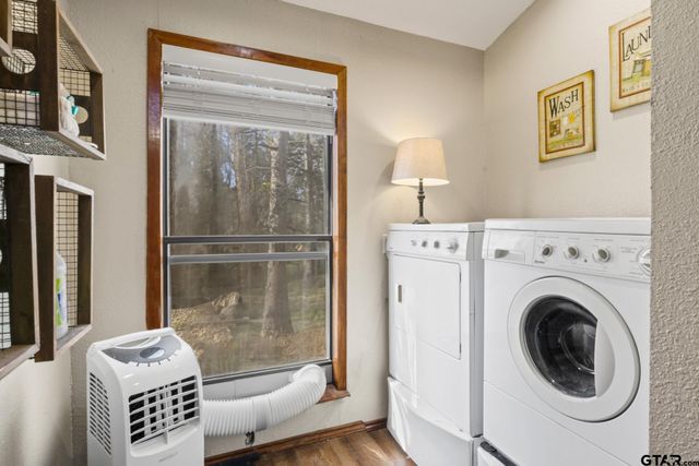 203 King Laurence, Scroggins, TX 75480