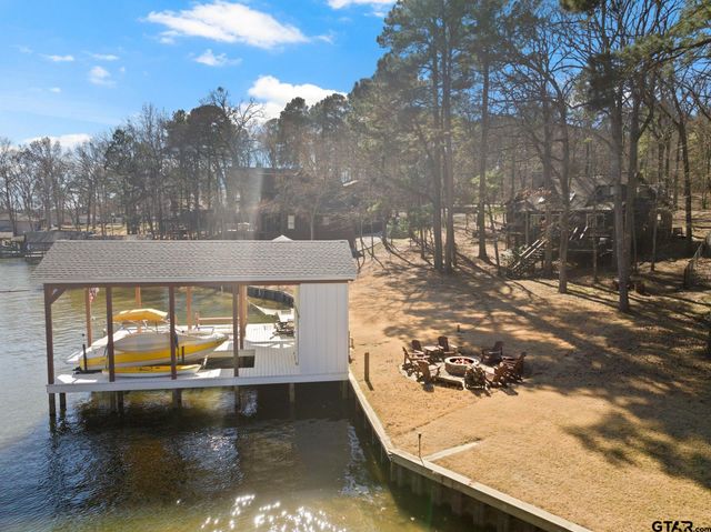 203 King Laurence, Scroggins, TX 75480