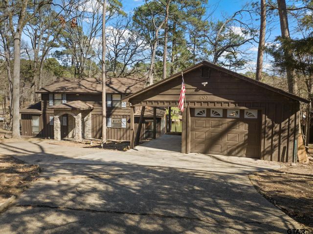 203 King Laurence, Scroggins, TX 75480